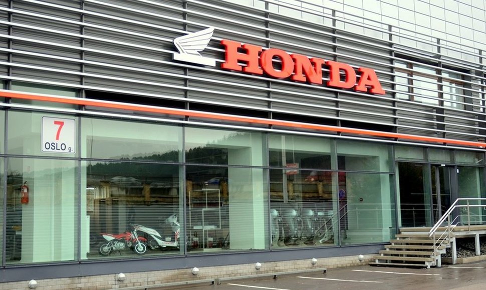 Naujasis „Honda“ salonas Vilniuje