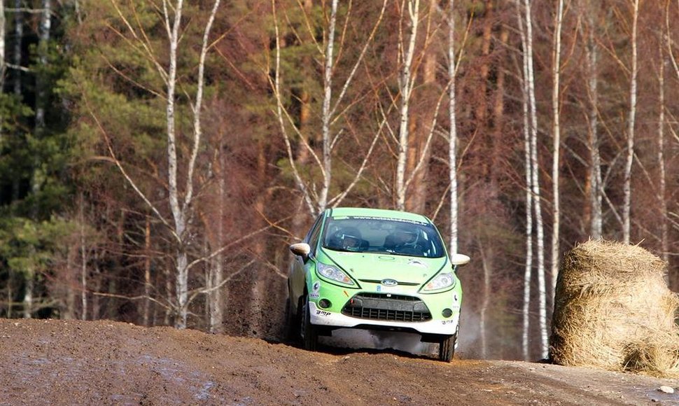 „OKarte Autosporta Akademija“ organizuotų „Ford Fiesta R2“ bandymų Latvijoje akimirka