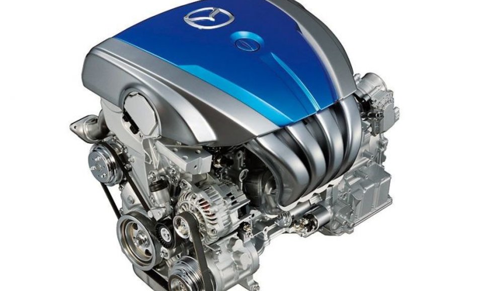„Mazda“ kuria uni „Sky“ variklius