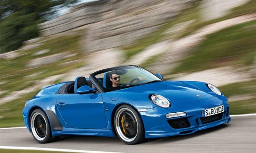 Dar vienas „Porsche 911“ – kabrioletas „Speedster“