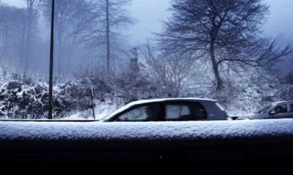 Saugiai vairuoti žiemą gali visi