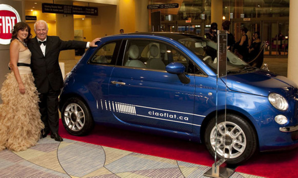 „Fiat 500“ Kanadoje parduotas aukcione už 212 tūkst. lt.