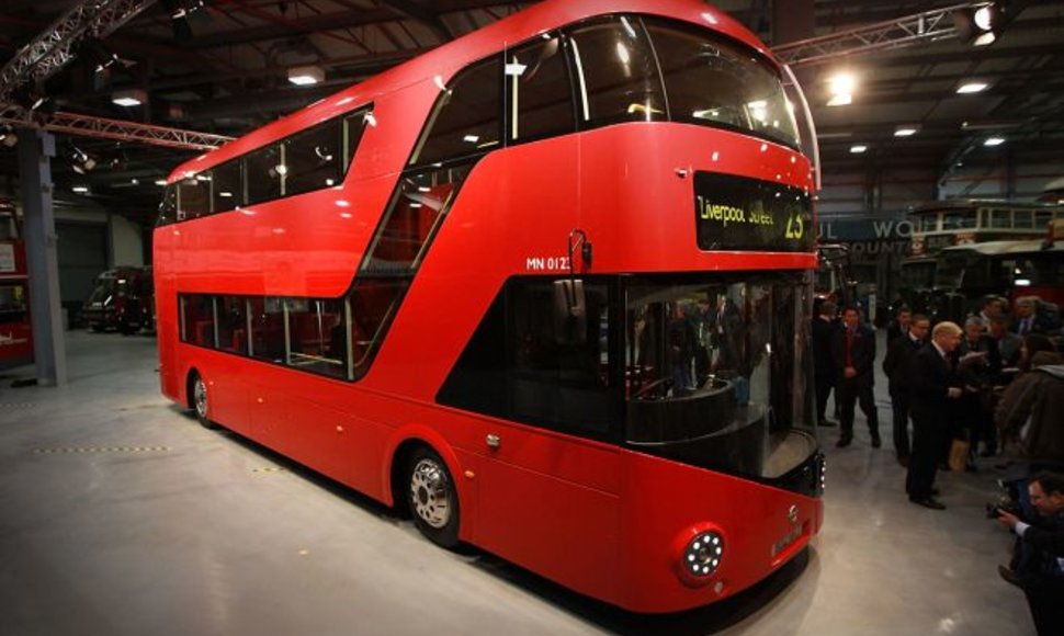 Naujasis Londono „doubledecker“ autobusas