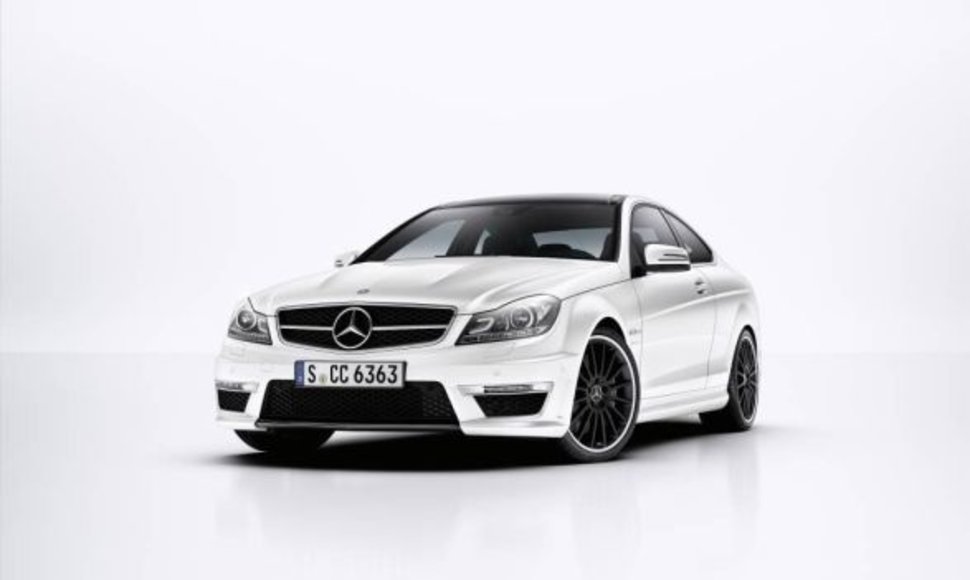 „Mercedes-Benz C63 AMG Coupe“