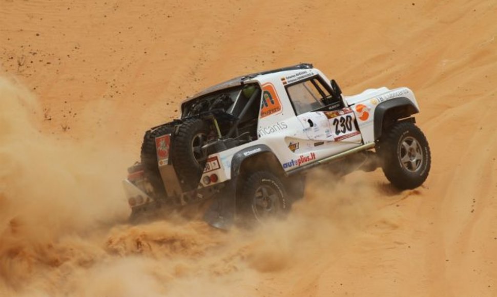 „Abu Dhabi desert challenge“ – trečiasis greičio ruožas