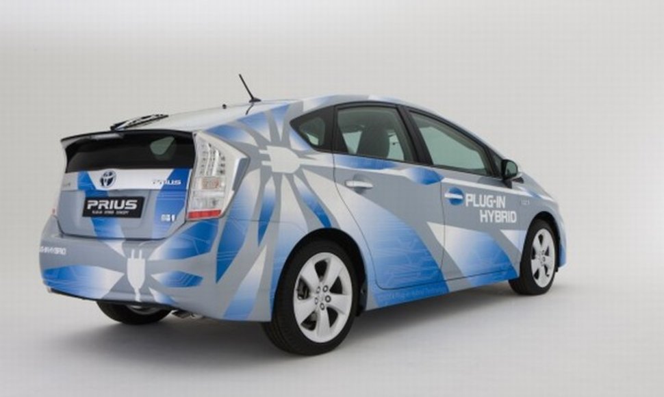 „Toyota Prius Plug-in Hybrid“