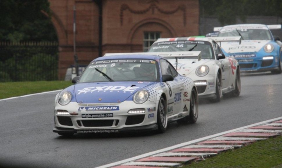 „Porsche Carerra Cup“ „Oulton Park“ lenktynių trasoje