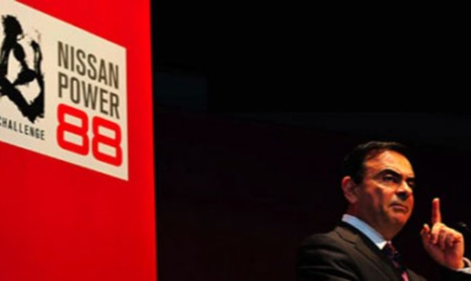 „Nissan“ planas „Power 88“ – po naują automobilį kas šešias savaites šešis metus!
