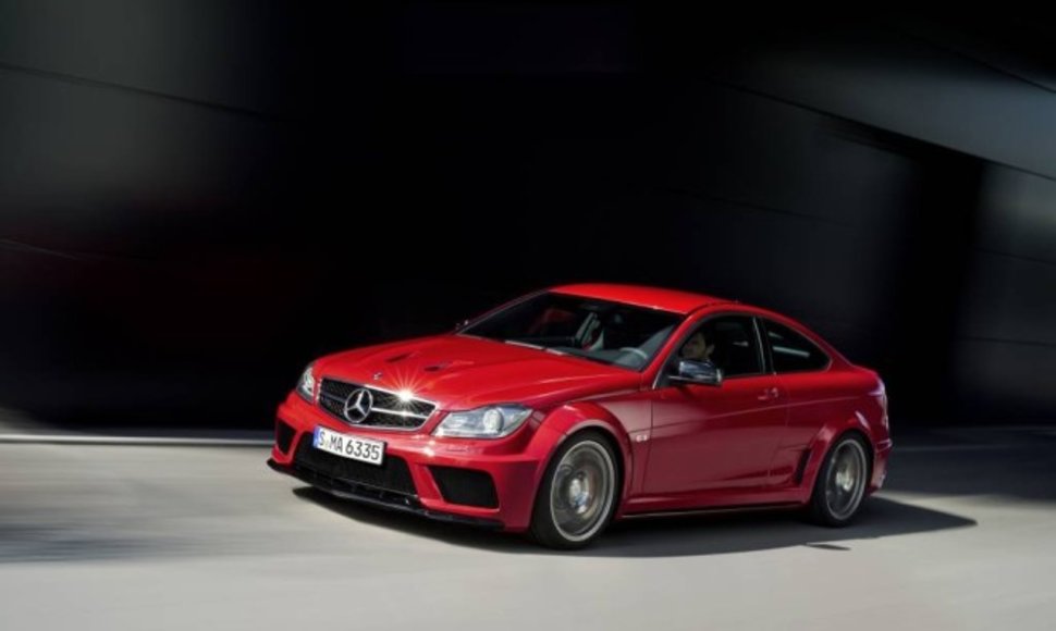 „Mercedes-Benz C 63 AMG Coupe Black Edition“