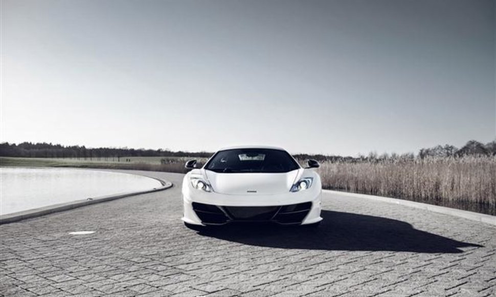 „McLaren MP4-12C High Sports“