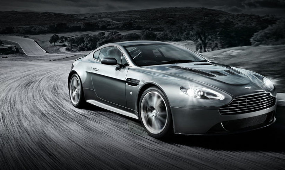 „Aston Martin V12 Vanquish“