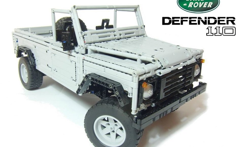 Iš „Lego“ kaladėlių pagamintas „Land Rover Defender“