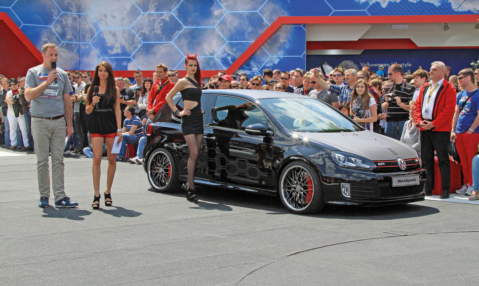 „Volkswagen Golf GTI Black Dynamic“ – tai tik 360 AG koncepcija