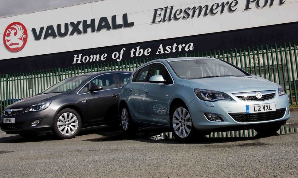 „Vauxhall Astra“ prie gamyklos Elesmere Port mieste