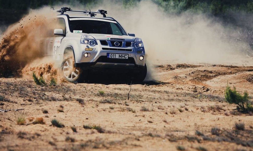 „Nissan X-Trail“ Pabradės poligone