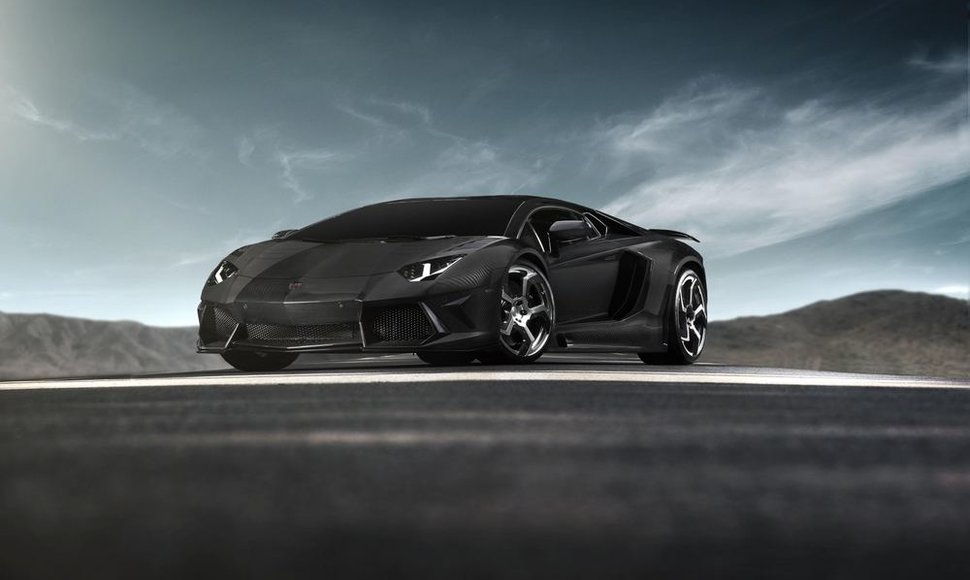 „Mansory Carbonado“ – „Lamborghini Aventador“ anglies pluošto rūbais