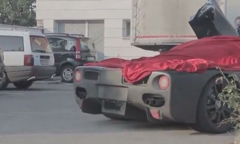 „Ferrari“ superautomobilio bandymai