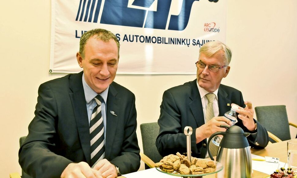 Lietuvoje lankėsi FIA pirmojo regiono vadovai J. Bangsgardas ir W. Krausas