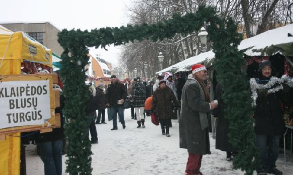 Sekmadienį vyko vienintelis žiemiškasis „Blusų turgaus“. 