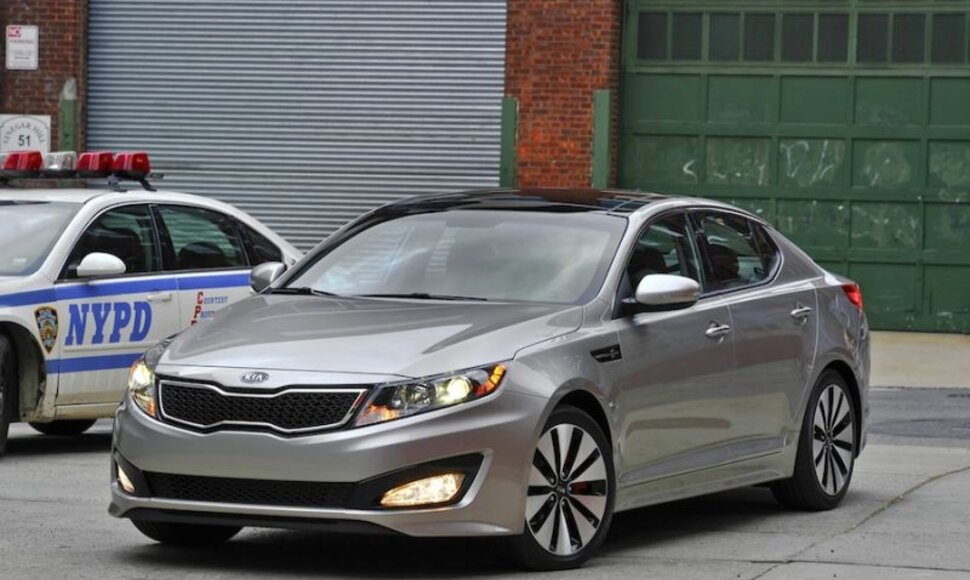 „Kia Optima“ – „Kia Magentis“ įpėdinis