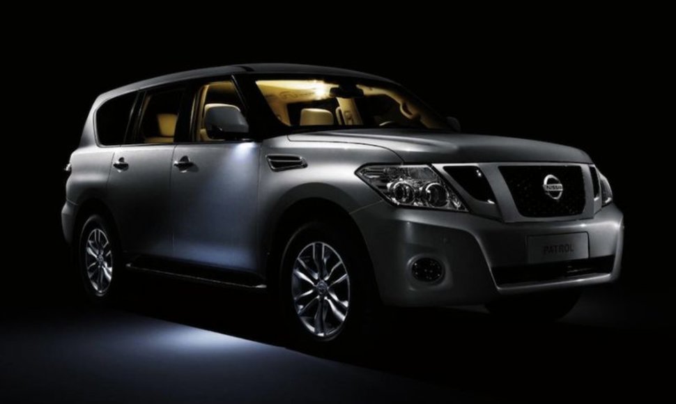 Naujasis „Nissan Patrol“ – didesnis ir prabangesnis