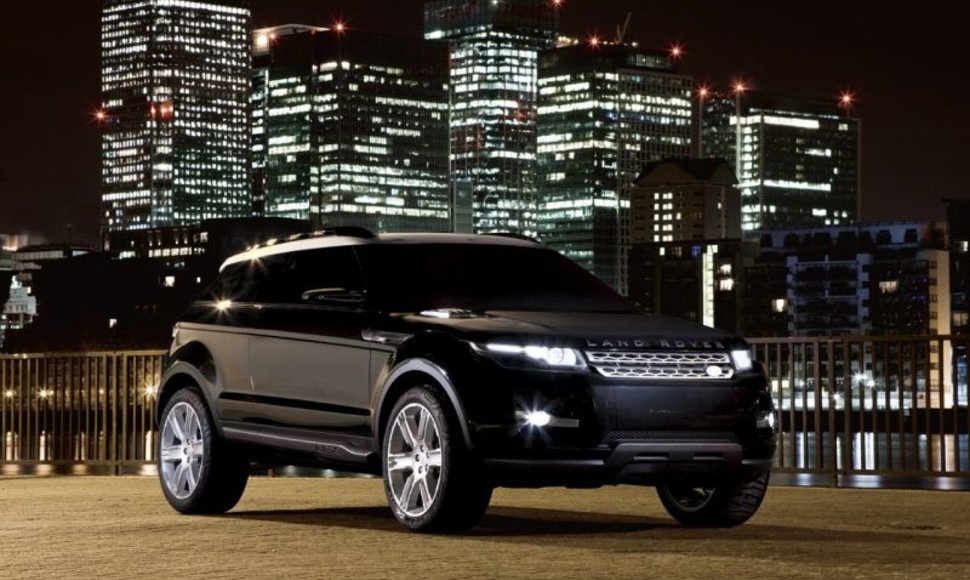„Land Rover LRX“ koncepcija virs serijiniu modeliu