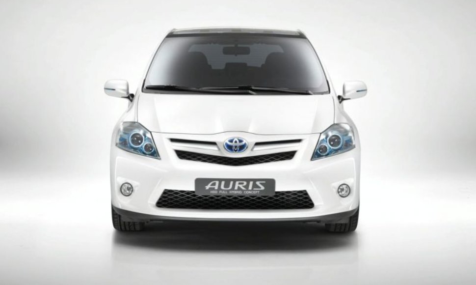 „Toyota Auris HSD Full Hybrid“ koncepcija – vienas iš japonų siurprizų