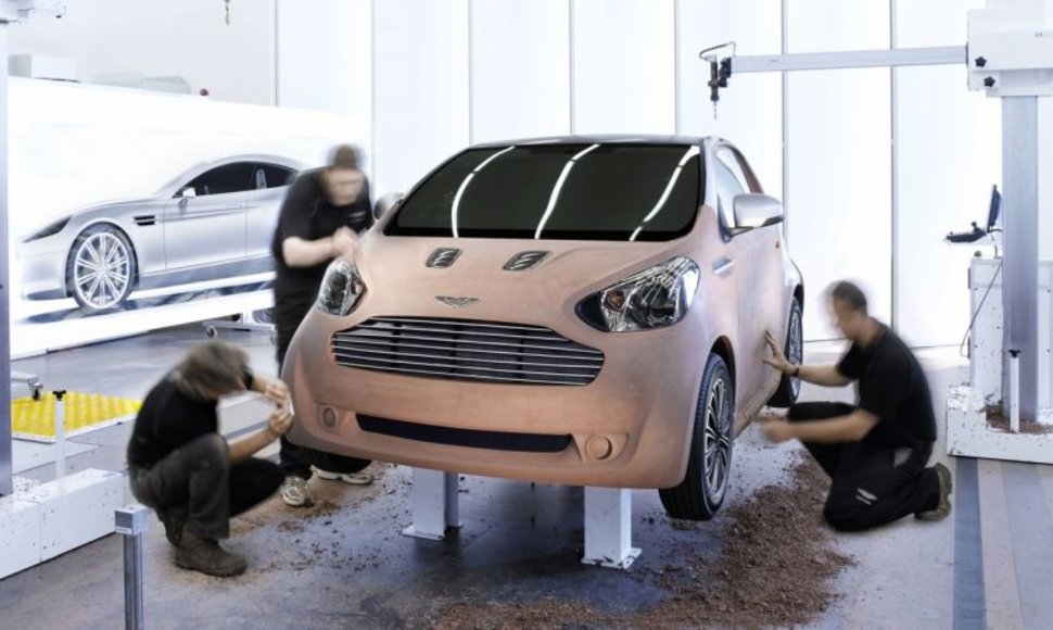 „Aston Martin Cygnet“ - prabangus „Toyota IQ“