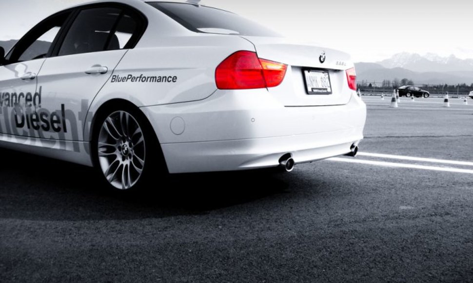Naujasis BMW 3,0 l „TwinPower Turbo“ – dar galingesnis
