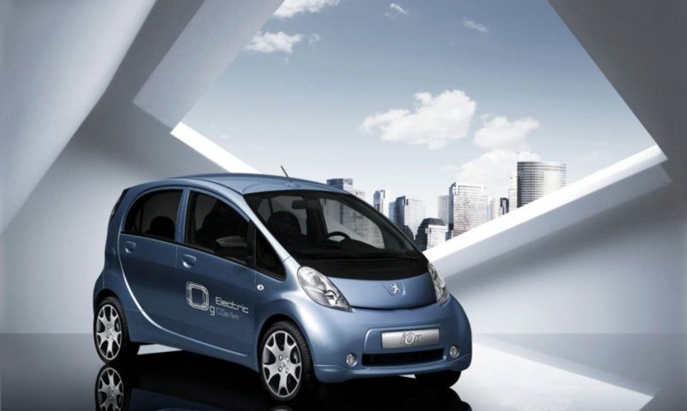 „Peugeot iOn EV“ – prancūzų atsakas konkurentams