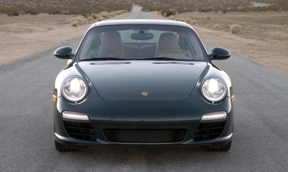 „Porsche“ gali sulaukti pagalbos iš Kataro