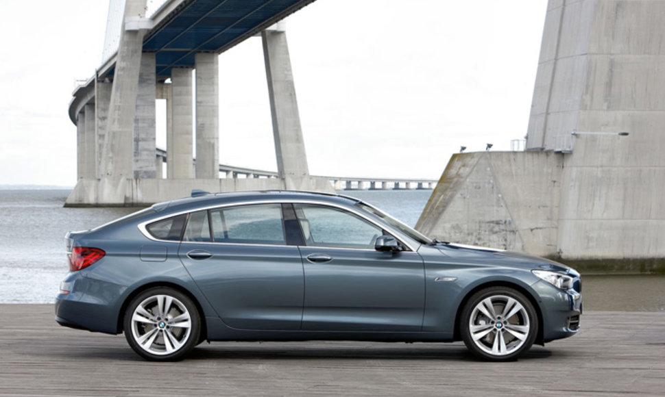 „BMW 5 Gran Turismo“ – naujo segmento šauklys