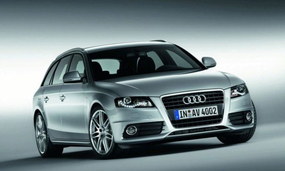 Vokietijoje „Audi A4” parduota daugiau nei BMW 3