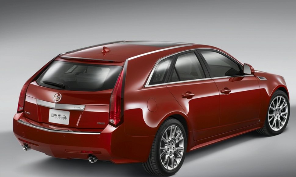 Debiutuos „Cadillac CTS Sport Wagon“