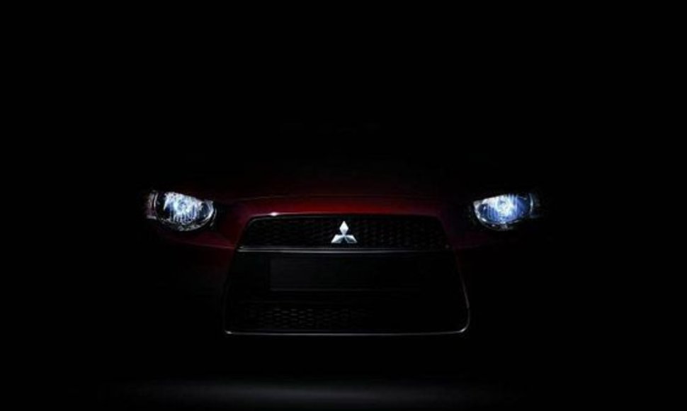 Paryžiuje – mįslinga „Mitsubishi“ premjera