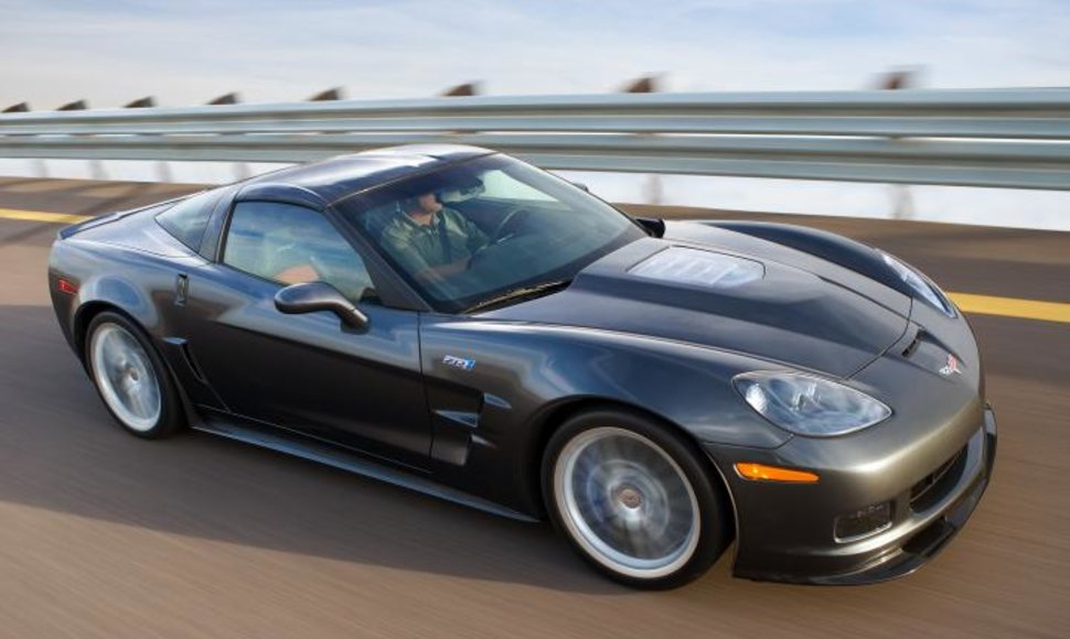 Ženeva 2008: „Chevrolet Corvette ZR1“ atvyko į Europą