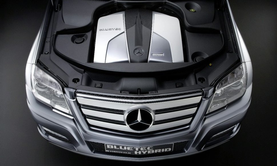 „Mercedes“ Ženevoje pristatys GLK hibridą