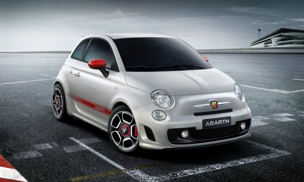 „Fiat 500 Abarth“ - tik ar net 135 AG?