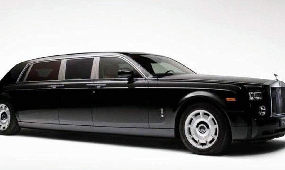 Dar ilgesnis „Rolls-Royce Phantom“