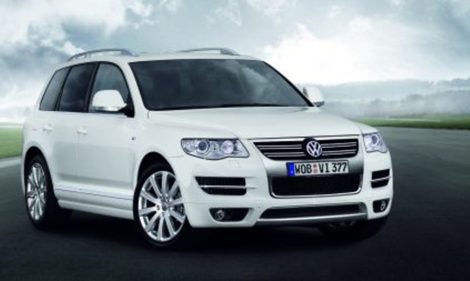 Jau galima pasirinkti „Volkswagen Touareg R Line“ versiją
