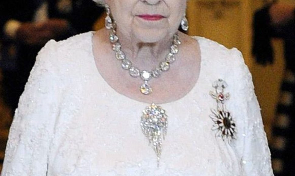Didžiosios Britanijos karalienė Elizabeth II (2011 m.)