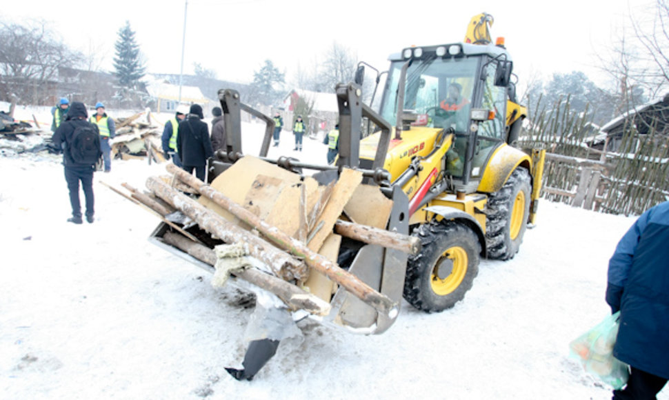 Ekskavatorius Kirtimų tabore