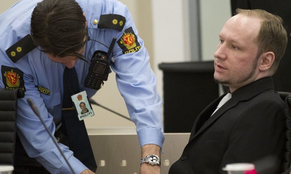 Andersui Behringui Breivikui atsegami antrankiai