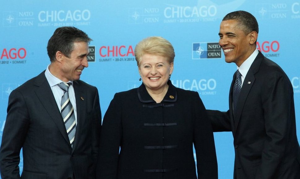 NATO generalinis sekretorius Andersas Foghas Rasmussenas, Lietuvos prezidentė Dalia Grybauskaitė ir JAV prezidentas Barackas Obama