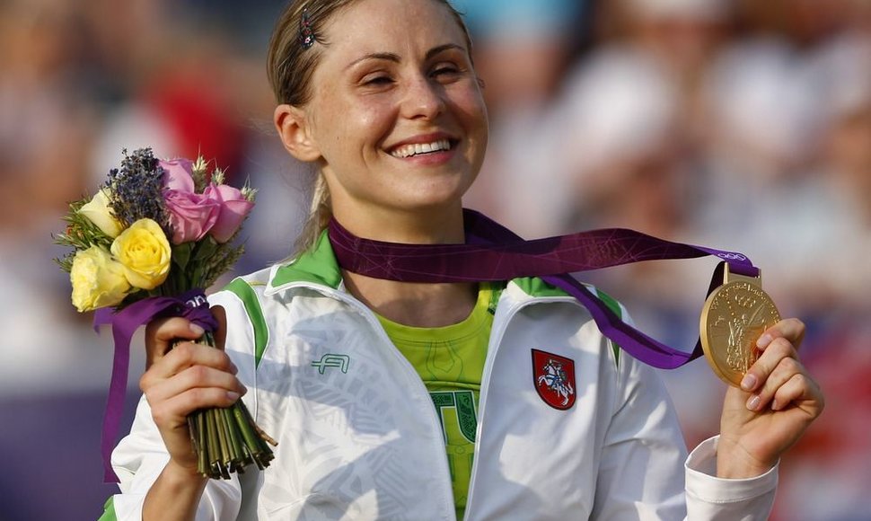 Laura Asadauskaitė iš Lietuvos laimėjo aukso medalį šiuolaikinės penkiakovės rungtyje