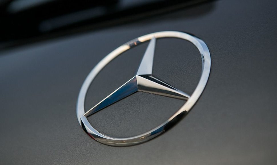 „Mercedes-Benz“