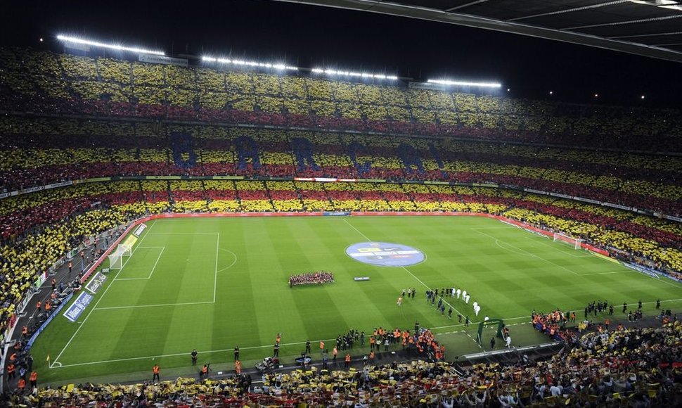Akimirka prieš rungtynes „Camp Nou“ stadione