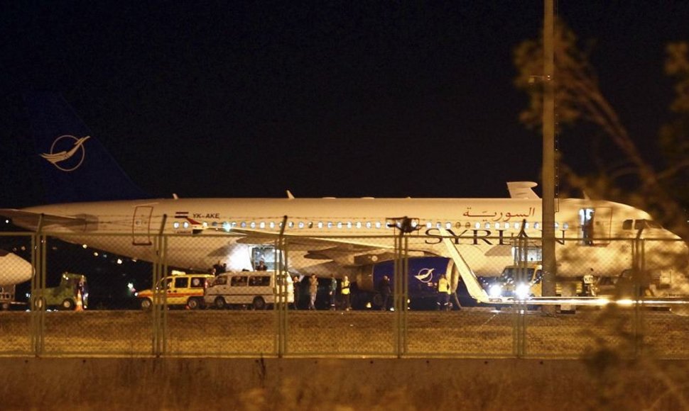 Sirijos keleivinis lėktuvas „Airbus A 320“ Ankaroje