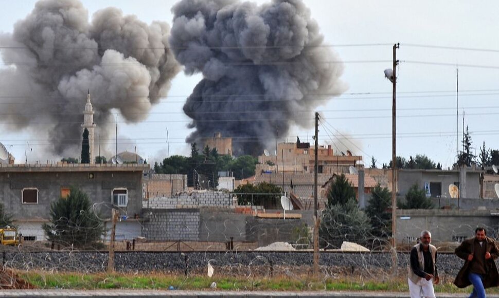 Bombarduojamas Ras al Aino miestas
