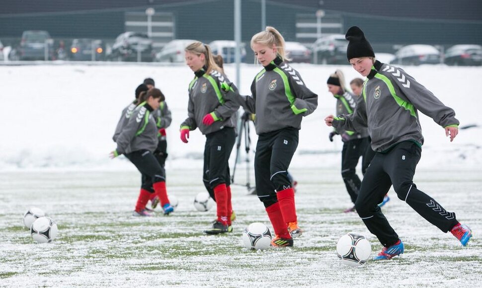 Lietuvos moterų futbolo rinktinės treniruotė
